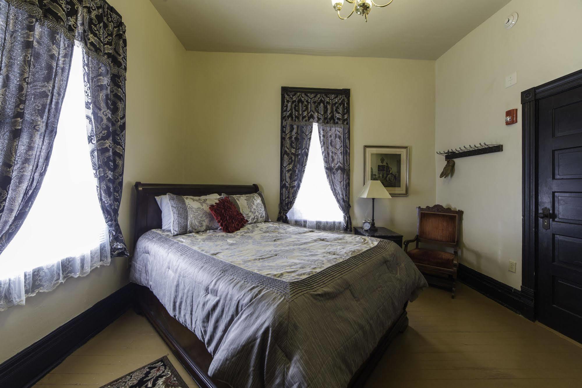 Grand Victorian Inn (Adults Only) Park City Ngoại thất bức ảnh